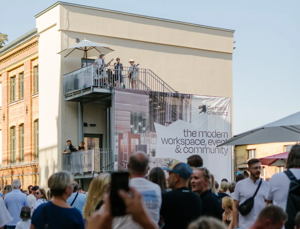 fabrik eröffnung 